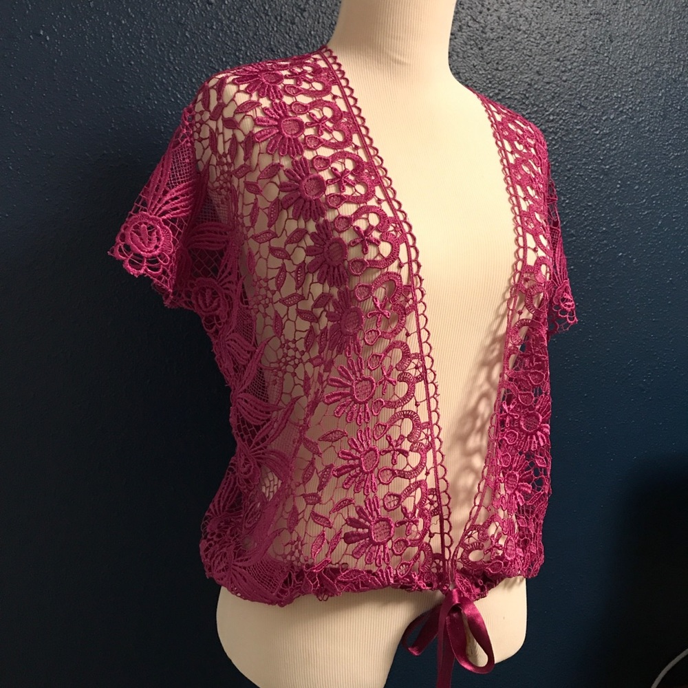 💕Gorgeous lace cardigan, French Connection 💕